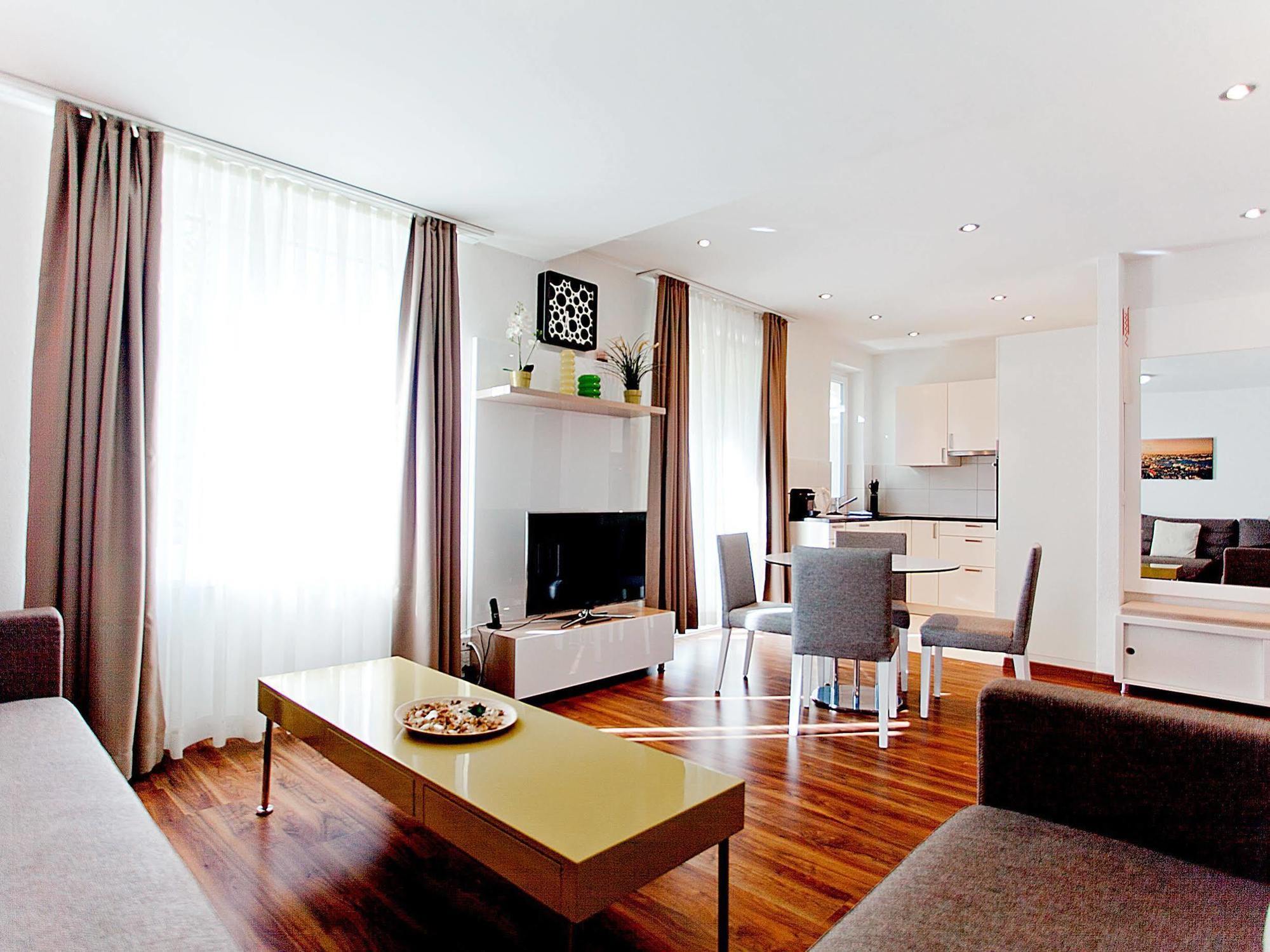 Premium Apartments By Livingdowntown Цюрих Екстериор снимка
